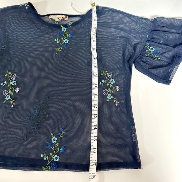 Speechless Sheer Floral Top - Picture 7 of 8